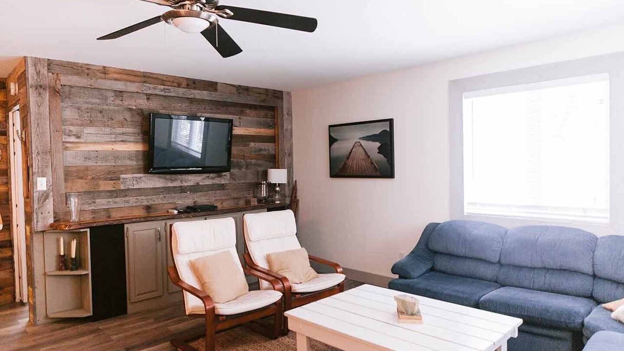 Photo of Livingroom in Utterson