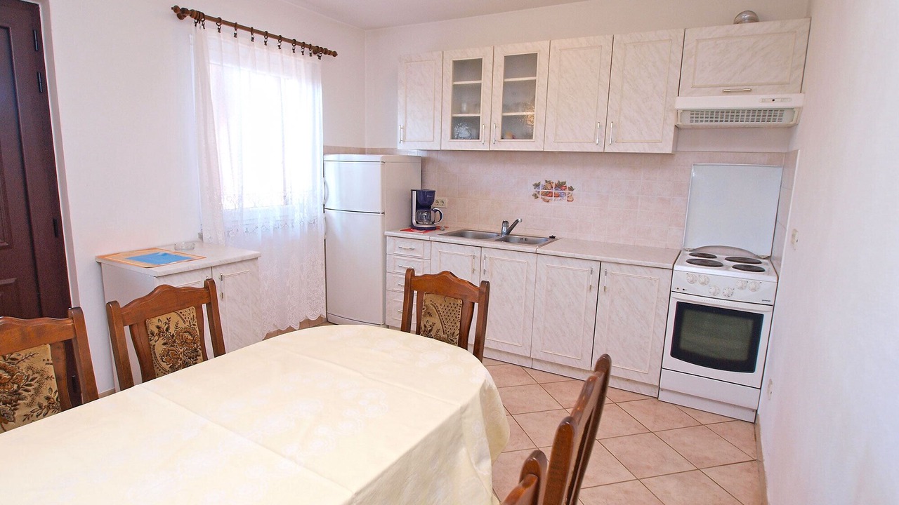 Photo of Kitchen in Flengi