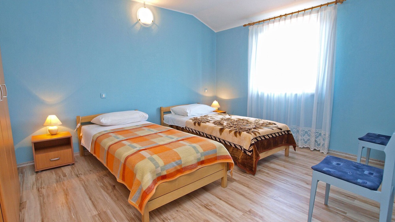 Photo of Bedroom in Flengi
