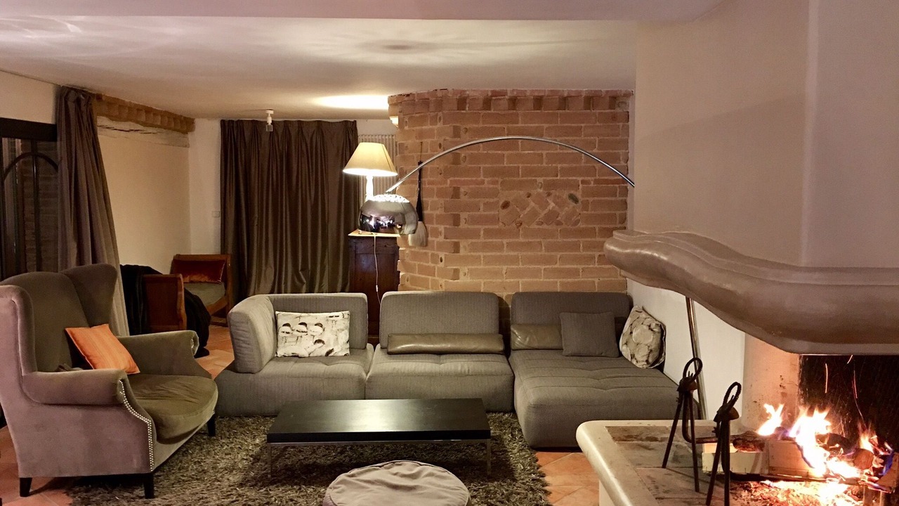 Photo of Others in Pin-Balma