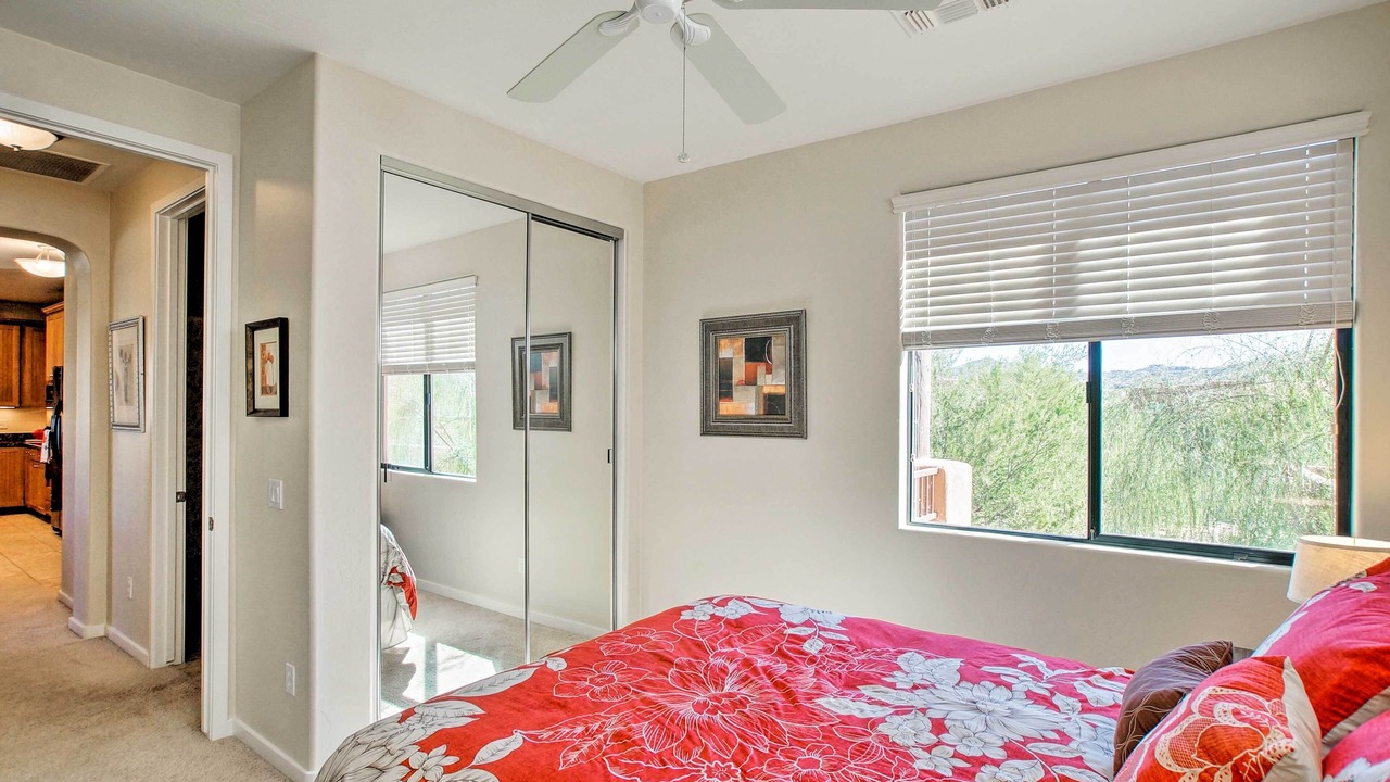Photo of Bedroom in Mirage Mountain