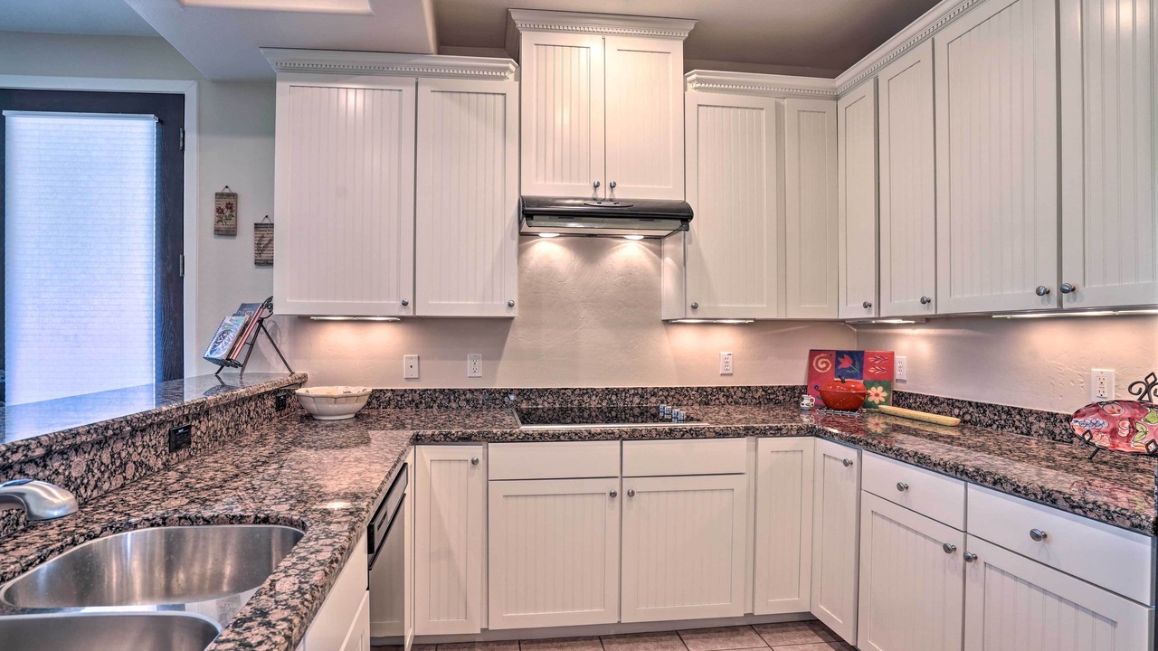 Photo of Kitchen in Mirage Mountain