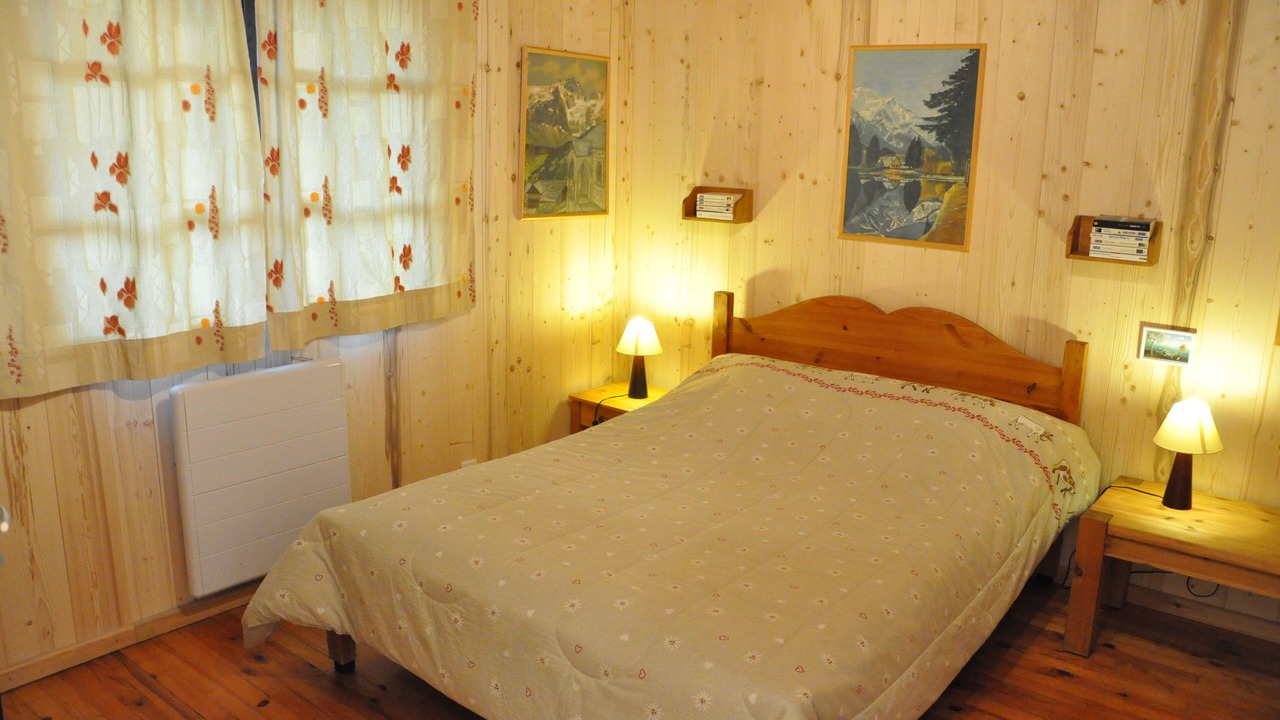 Photo of Bedroom in Queige