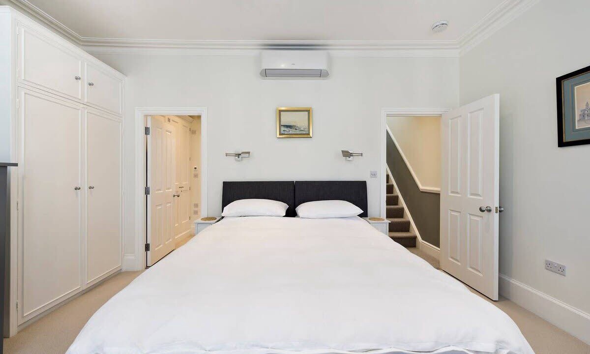 Photo of Bedroom in Northcote