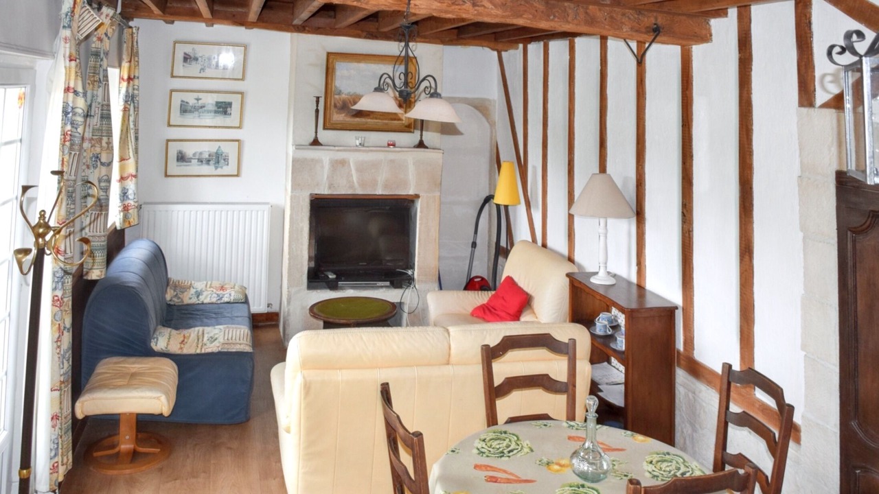 Photo of Livingroom in Saint-Martin-des-Entrees