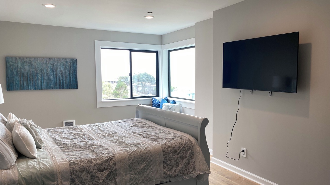 Photo of Bedroom in Dillon Beach