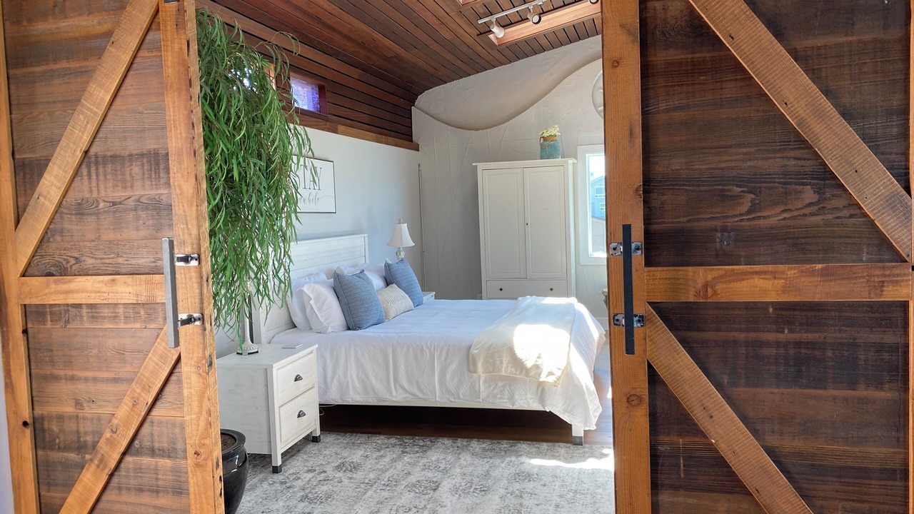 Photo of Bedroom in Dillon Beach