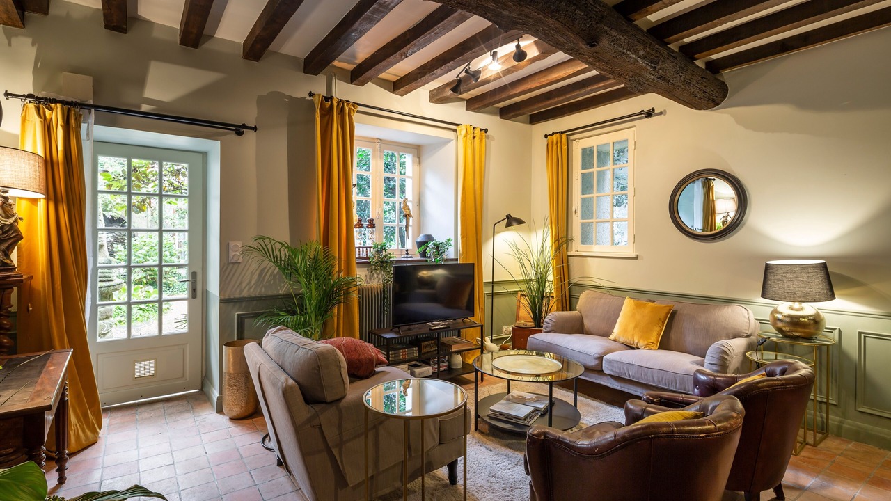 Photo of Livingroom in Centre