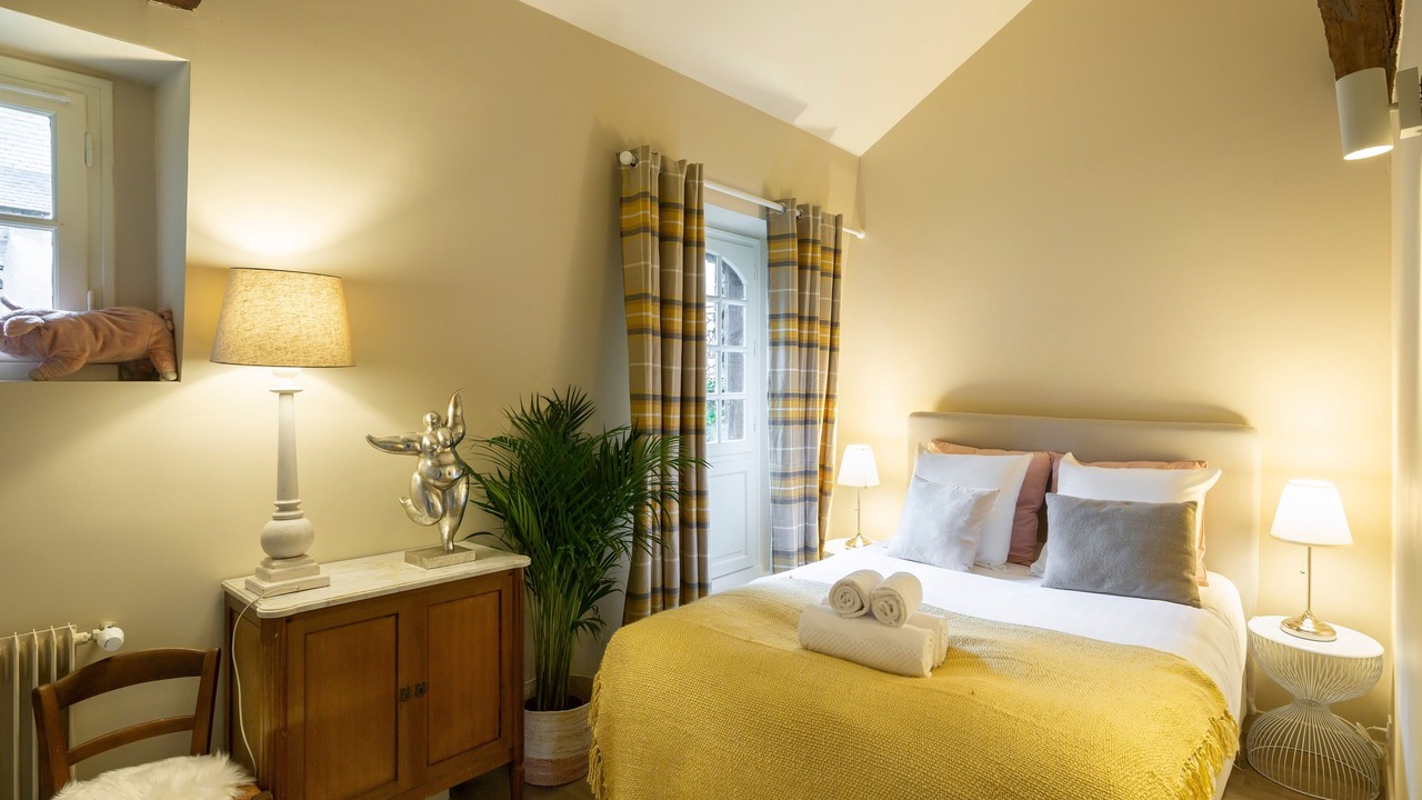 Photo of Bedroom in Centre