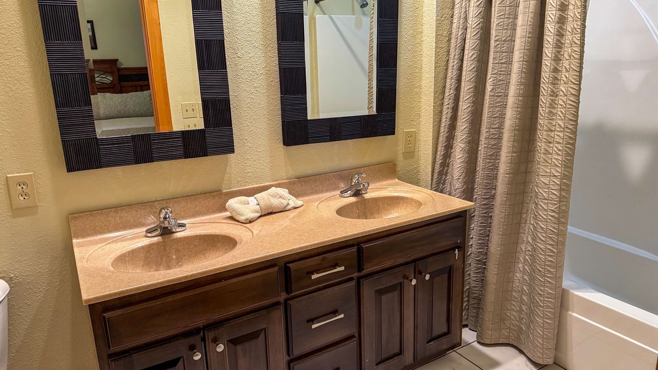 Photo of Bathroom in Wears Valley