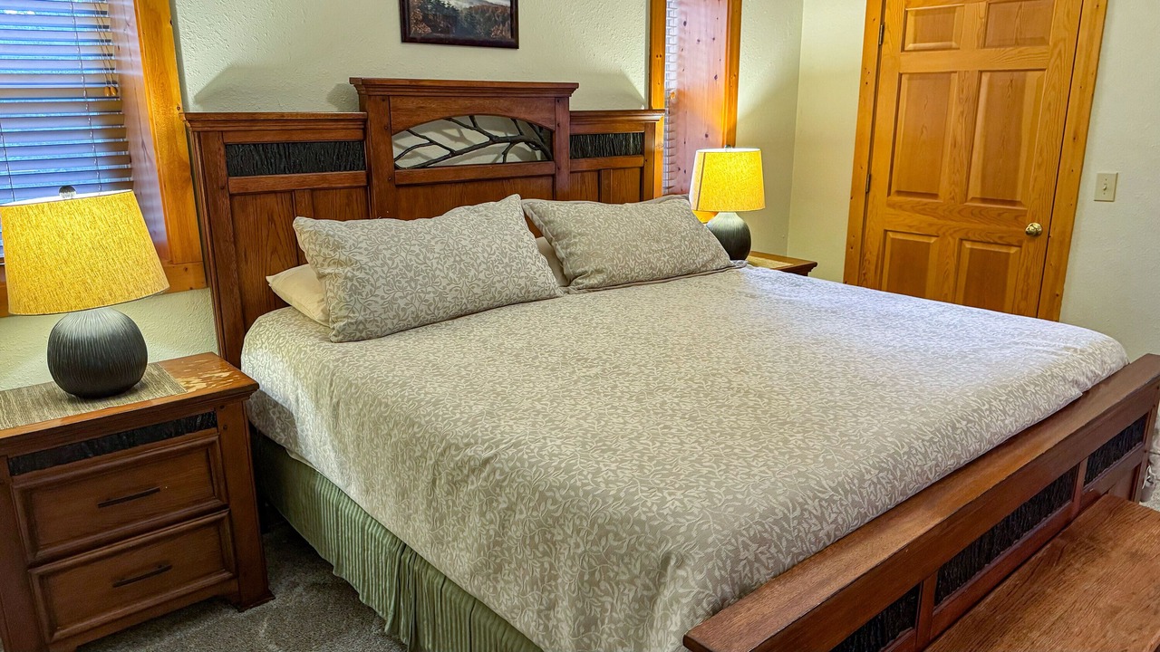 Photo of Bedroom in Wears Valley