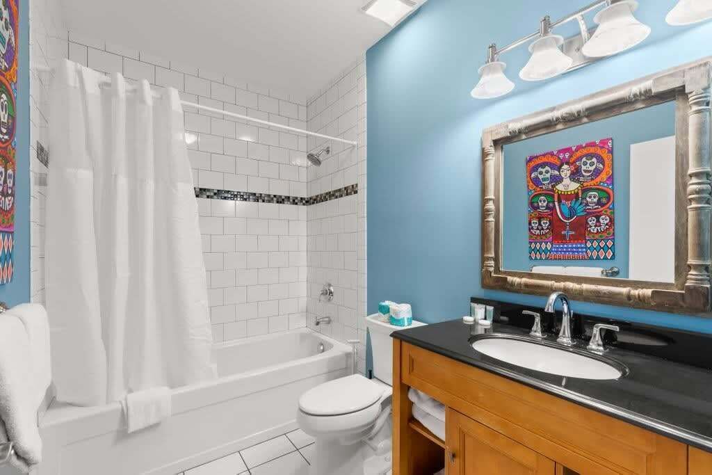 Photo of Bathroom in Historic Seaport