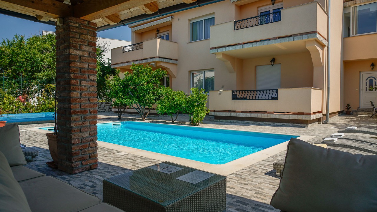 Photo of Outdoor in Palit