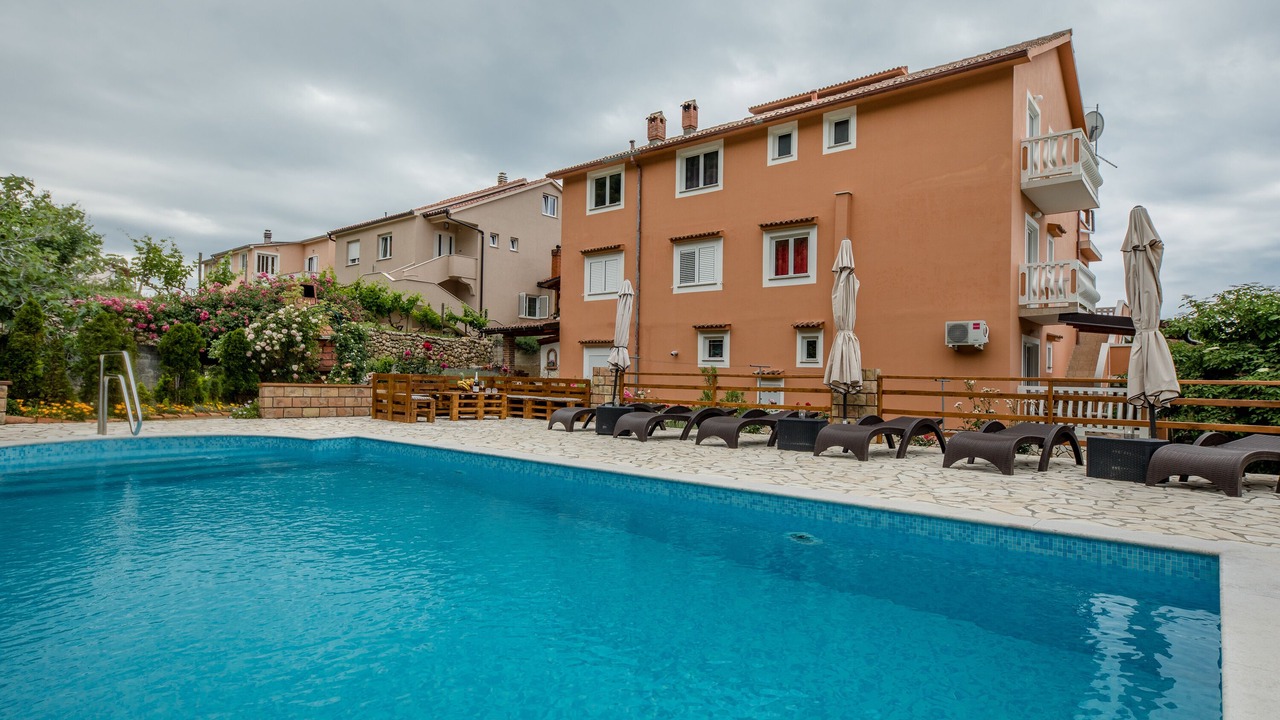 Photo of Outdoor in Mundanije