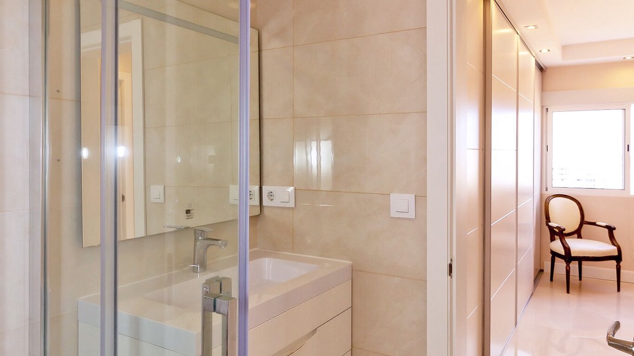 Photo of Bathroom in Playa Pobla de Farnals