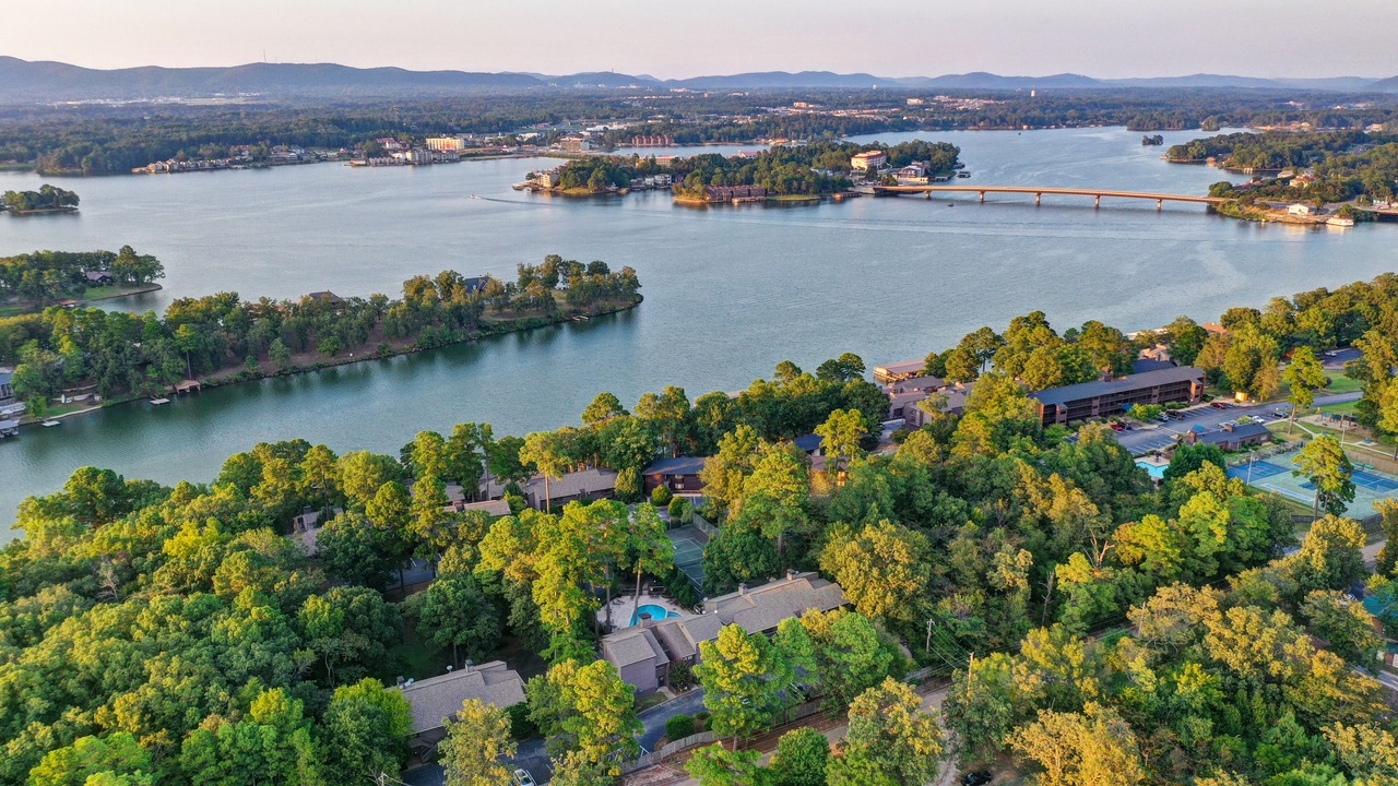 Photo of Outdoor in Lake Hamilton