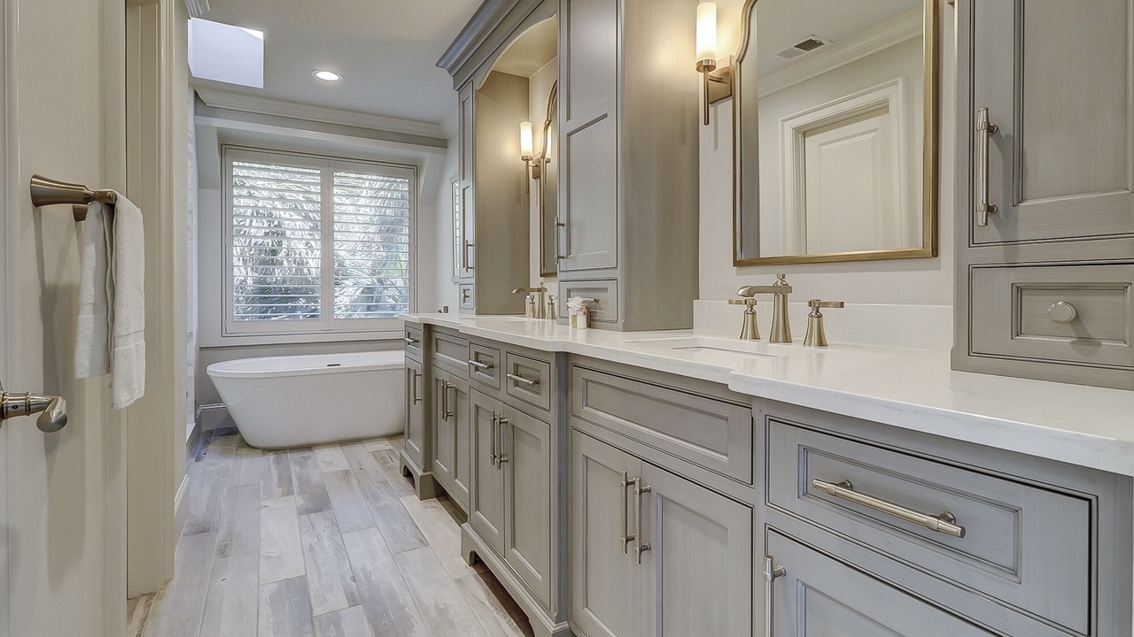 Photo of Bathroom in Oceanside