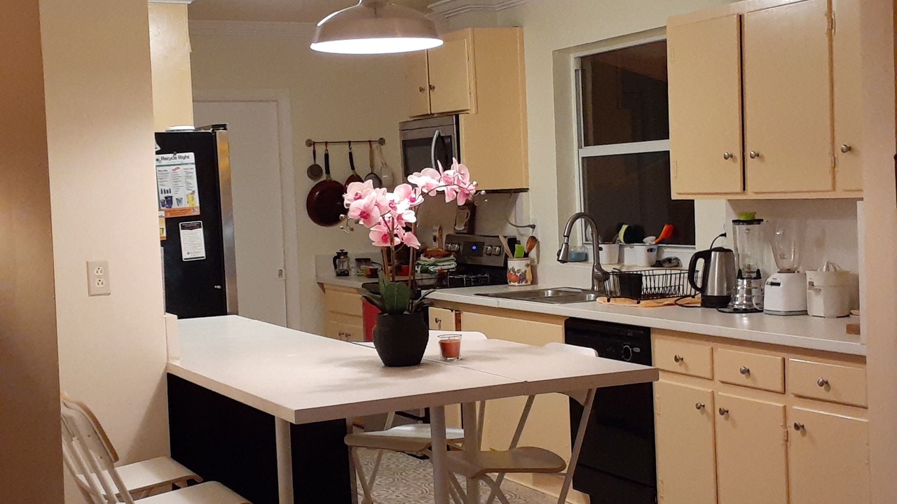 Photo of Kitchen in Lake Worth Corridor