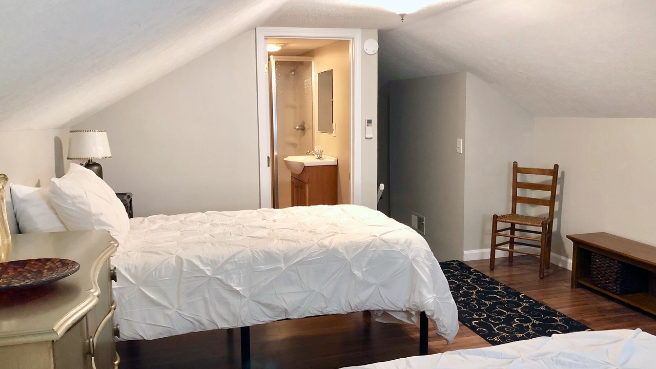 Photo of Bedroom in Audubon