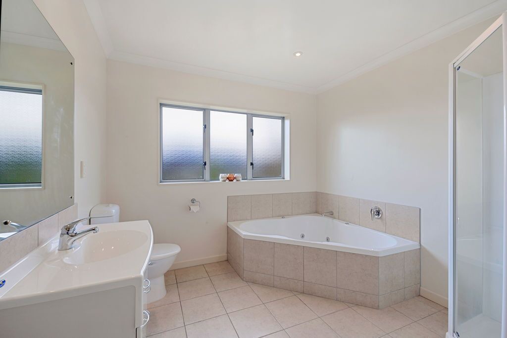 Photo of Bathroom in Motuoapa