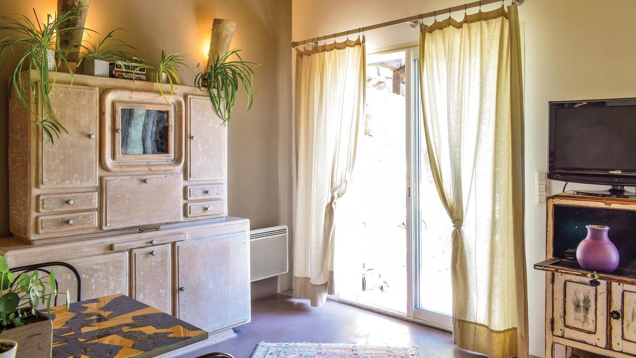 Photo of Others in Sembas