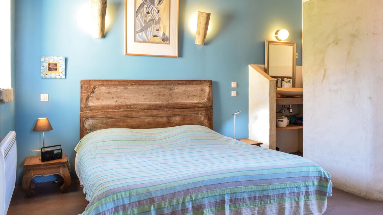 Photo of Others in Sembas