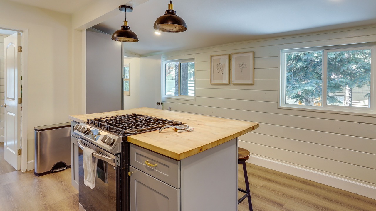 Photo of Kitchen in Big Bear City