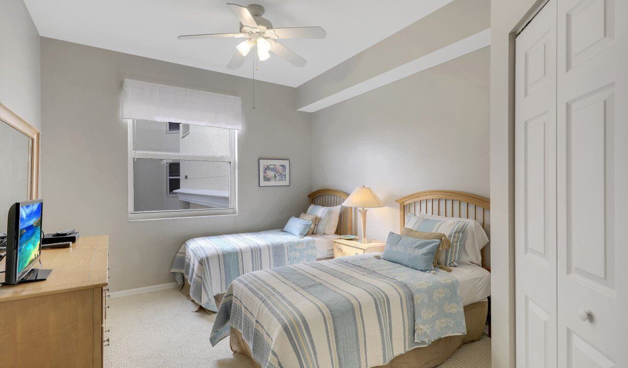 Photo of Bedroom in Vanderbilt Beach