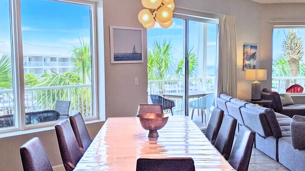 Photo of Others in Avalon Beach Estates