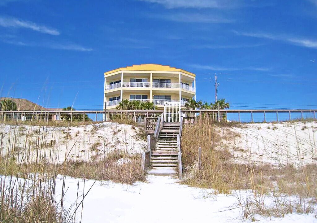 Photo of Outdoor in Avalon Beach Estates