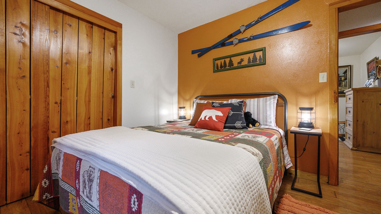 Photo of Bedroom in Smithville
