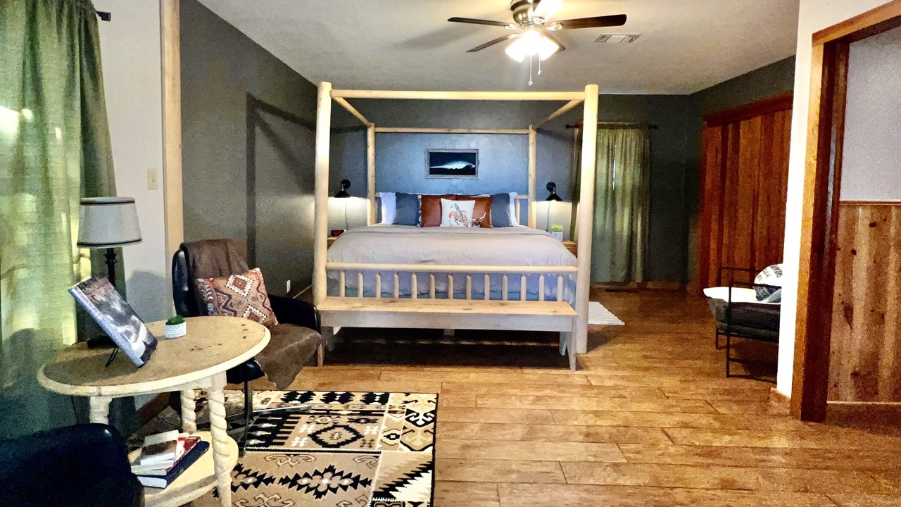 Photo of Bedroom in Smithville