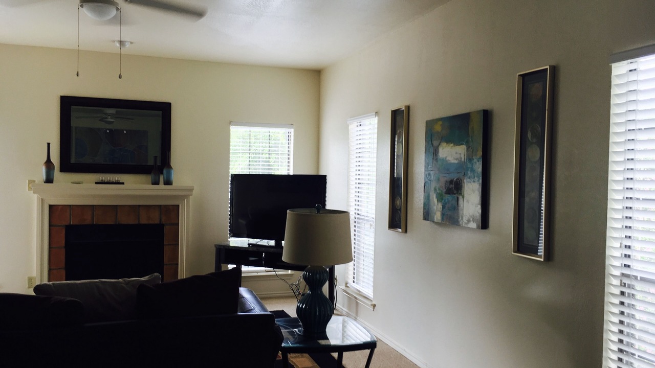 Photo of Livingroom in North San Antonio - SAT