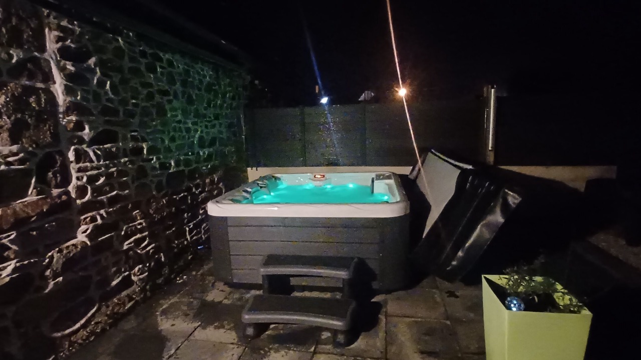 Photo of Patio Balcony in Trelevern