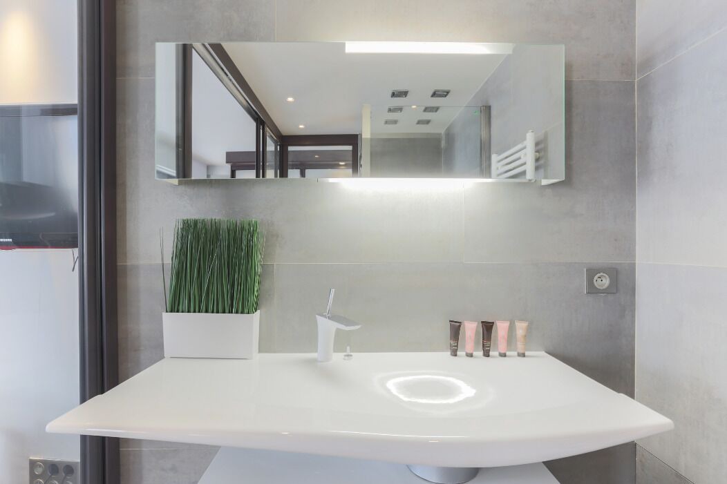 Photo of Bathroom in Notre-Dame