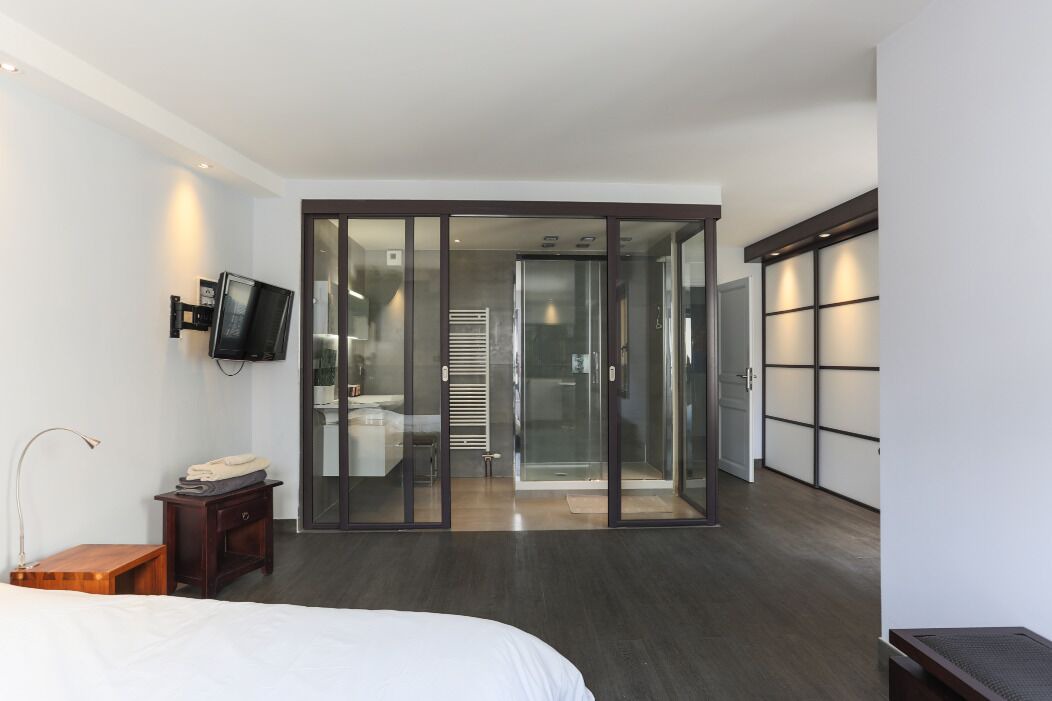 Photo of Bedroom in Notre-Dame