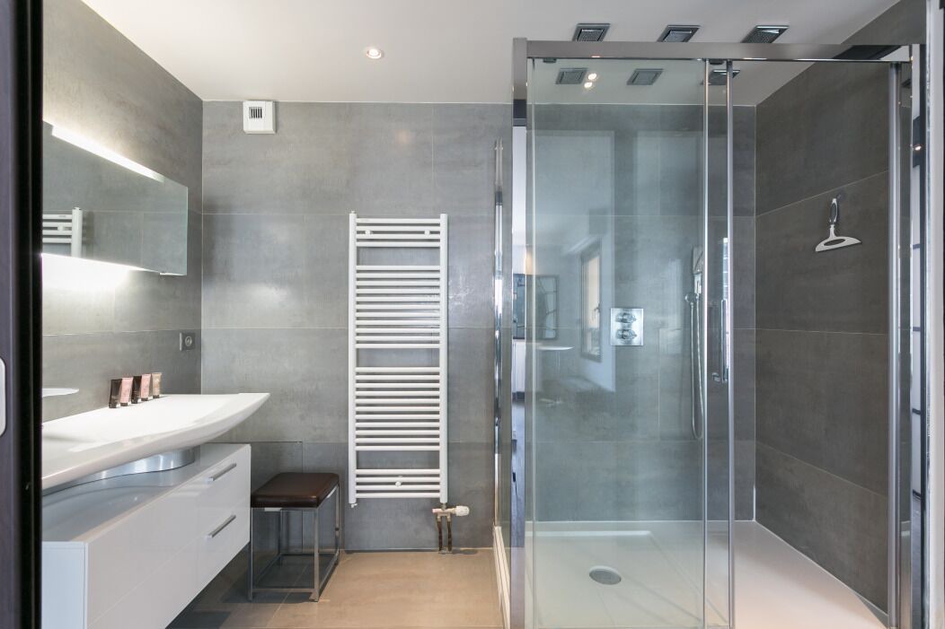 Photo of Bathroom in Notre-Dame