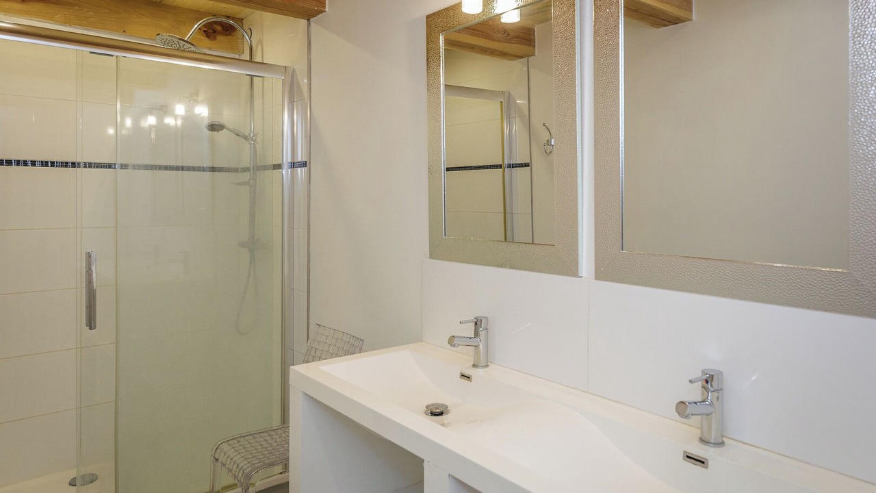 Photo of Bathroom in Castelnau-Montratier-Sainte-Alauzie
