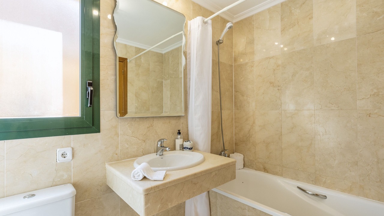 Photo of Bathroom in Aduanas