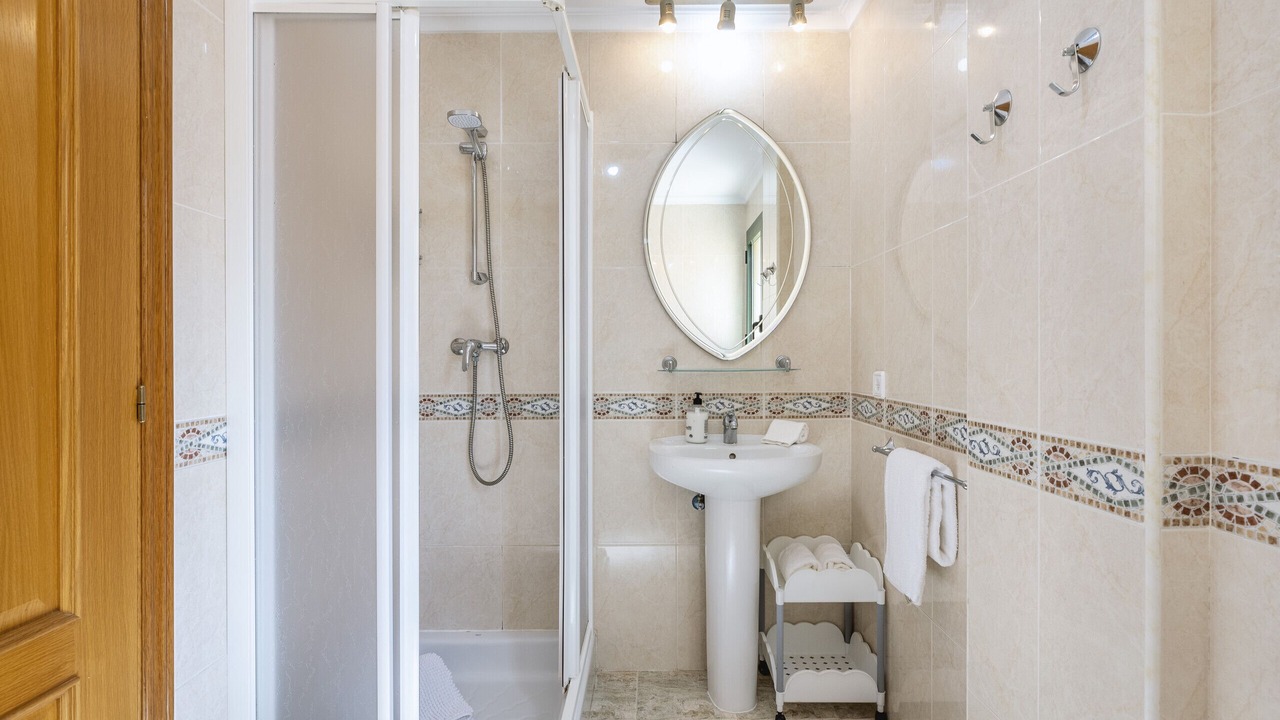 Photo of Bathroom in Aduanas