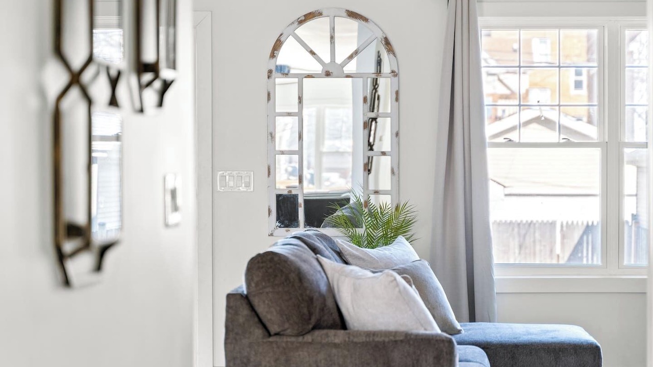 Photo of Livingroom in Albany Park