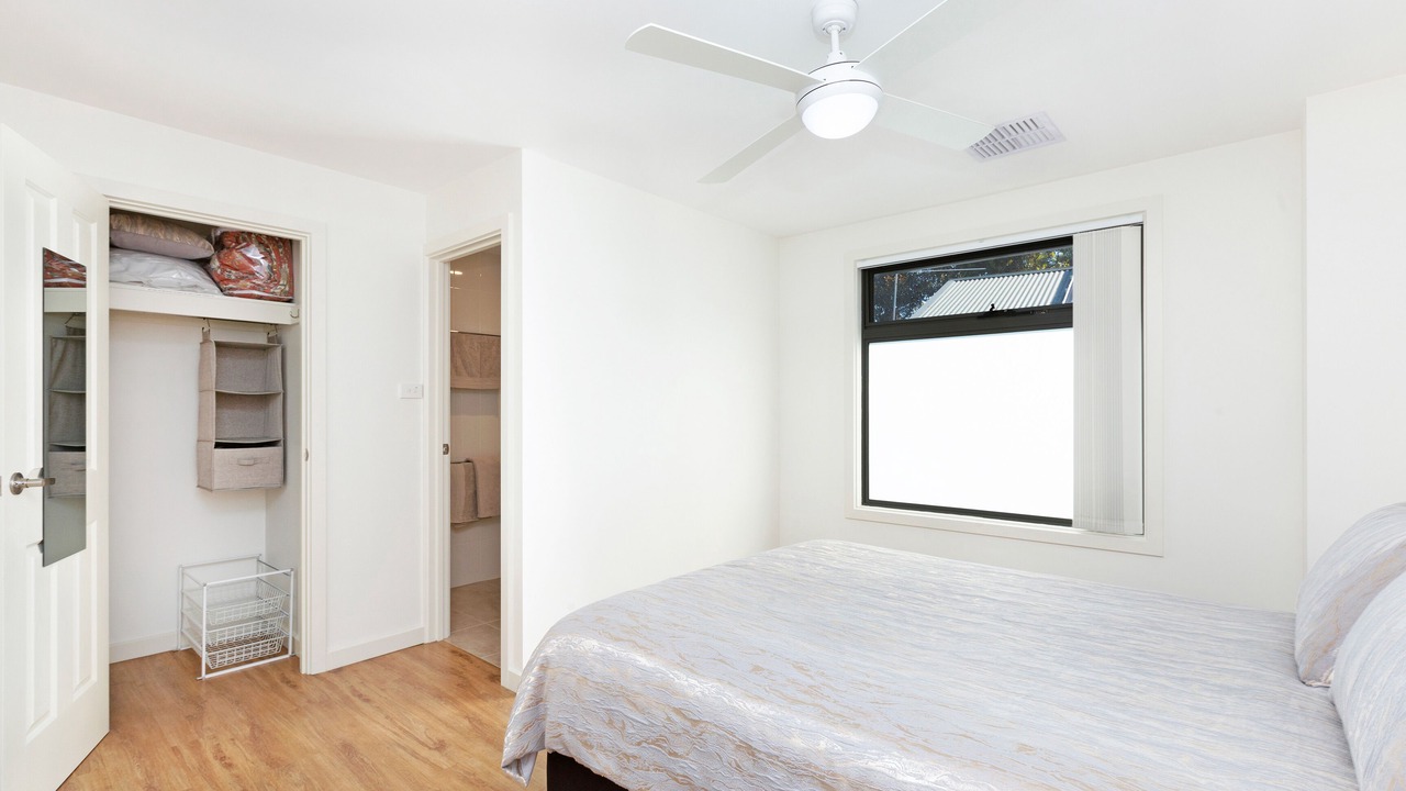 Photo of Bedroom in Seacombe Gardens