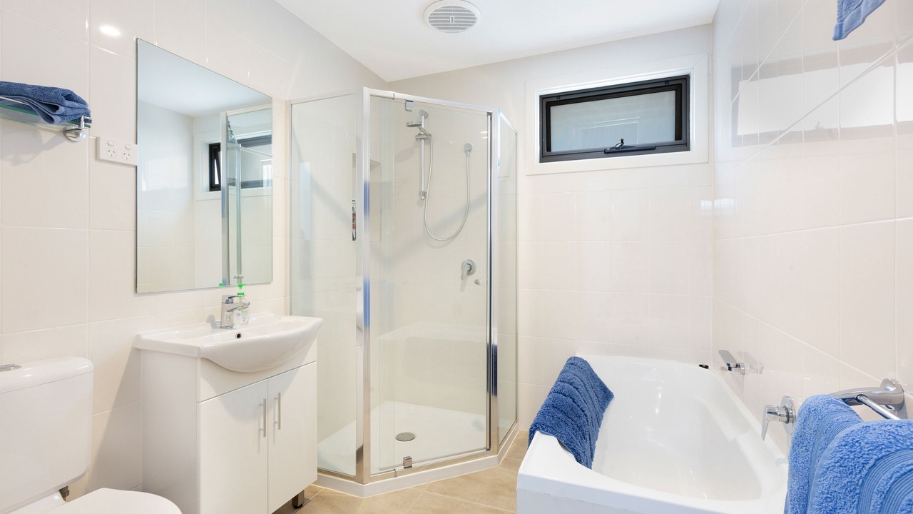 Photo of Bathroom in Seacombe Gardens