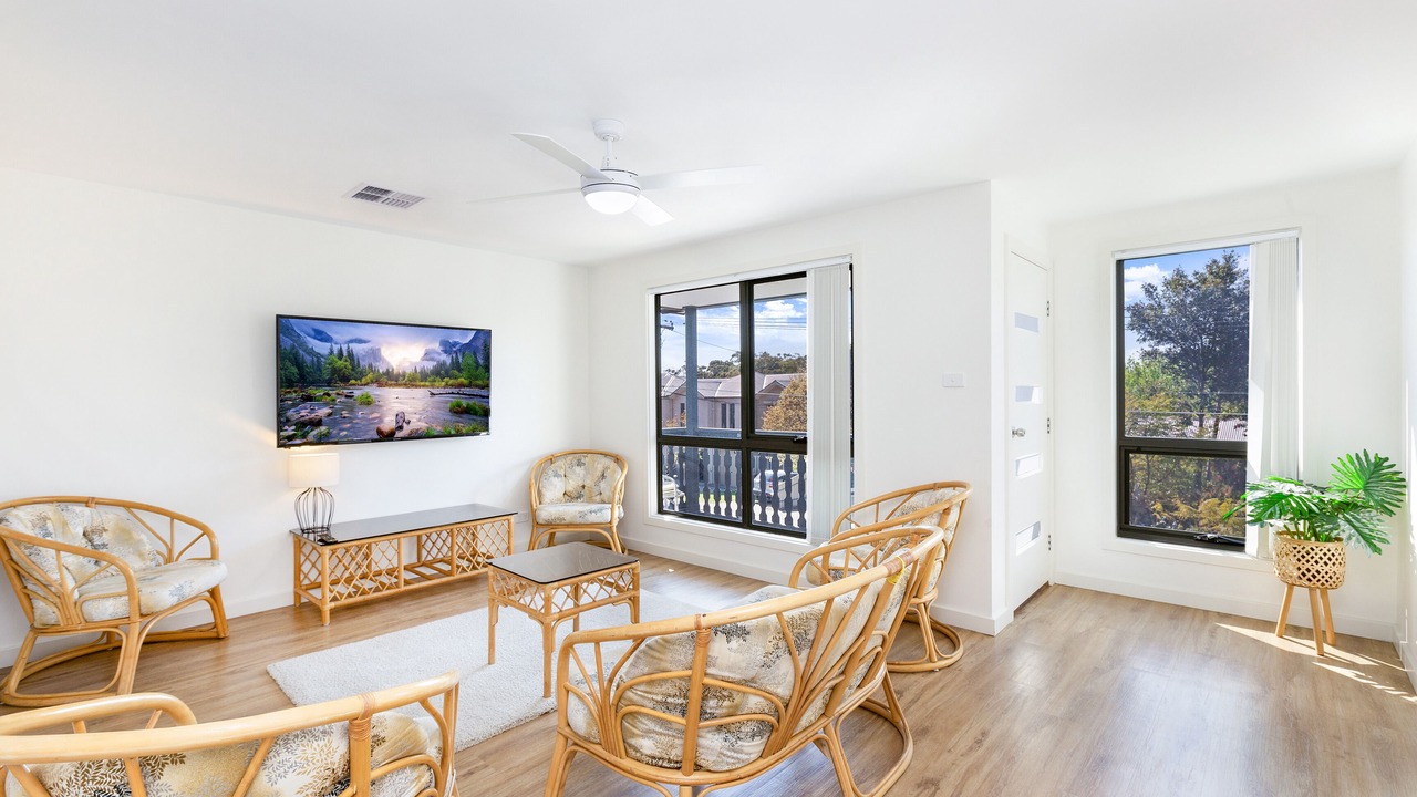 Photo of Livingroom in Seacombe Gardens
