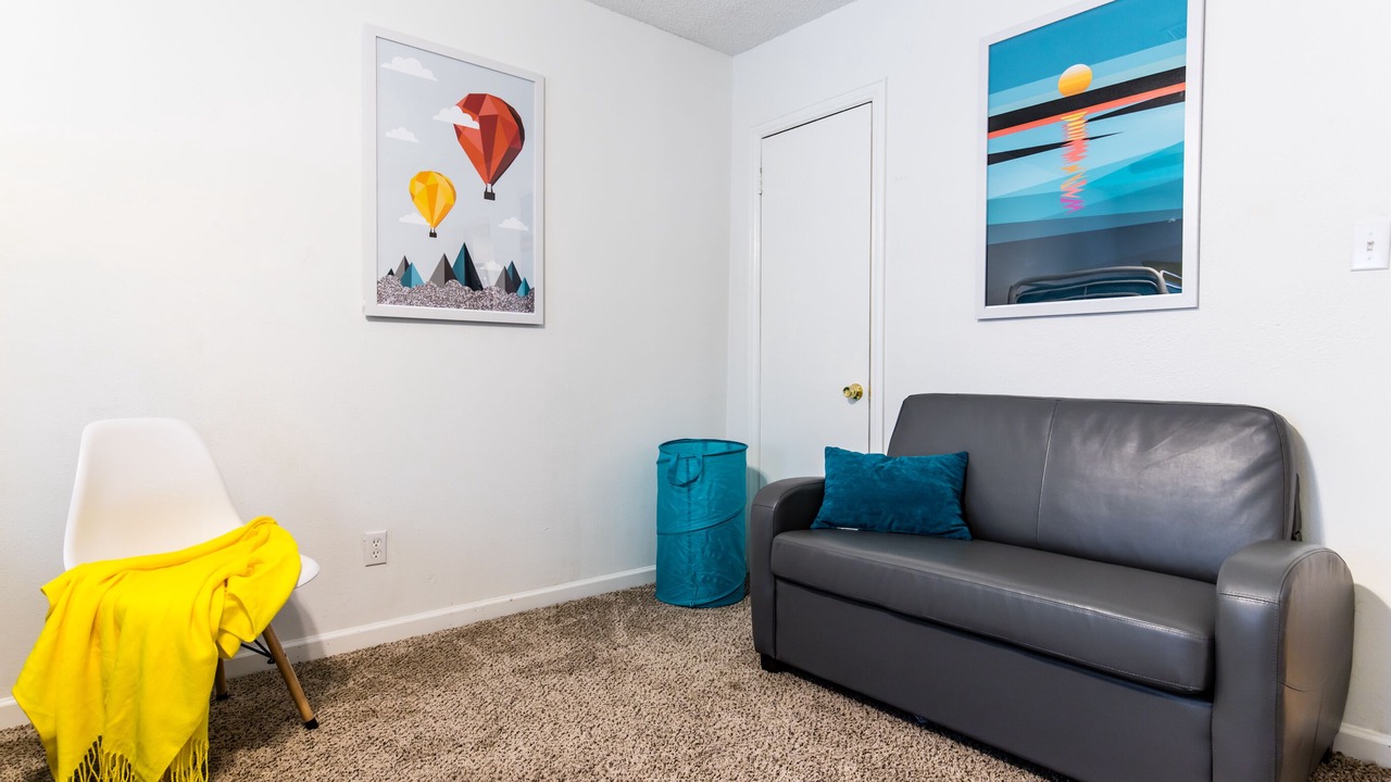 Photo of Livingroom in Grand Prairie
