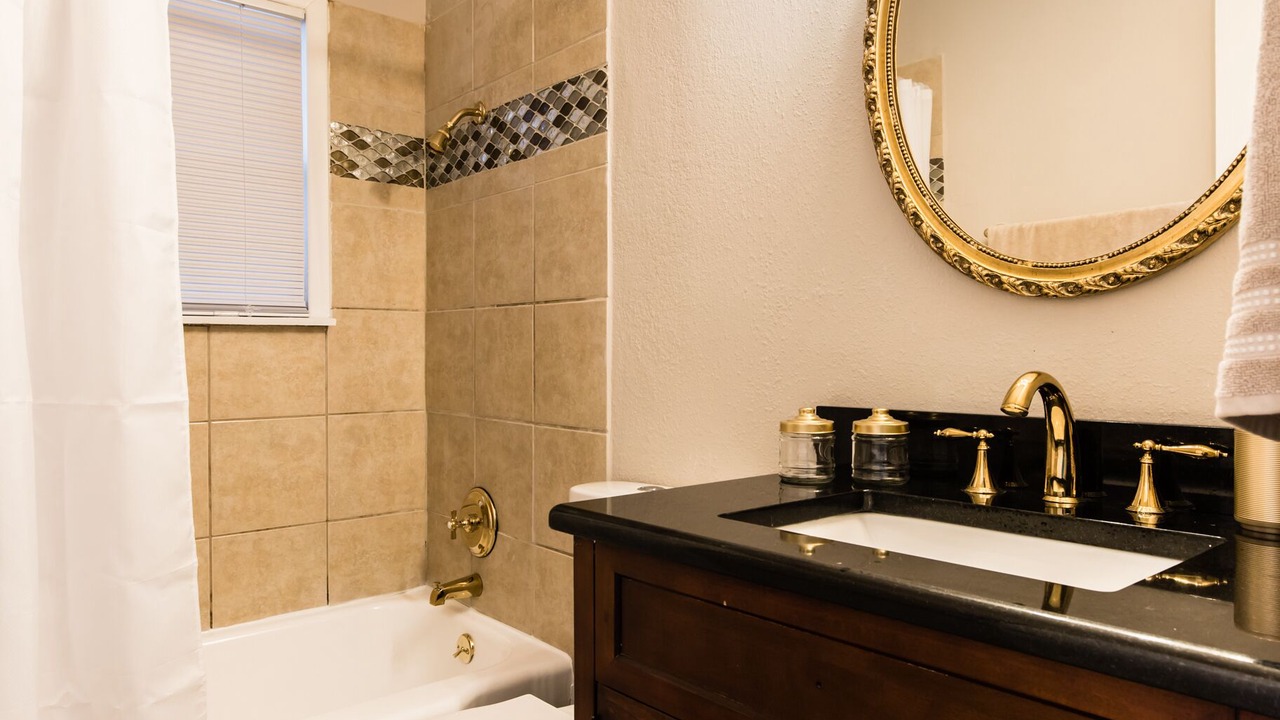 Photo of Bathroom in Grand Prairie