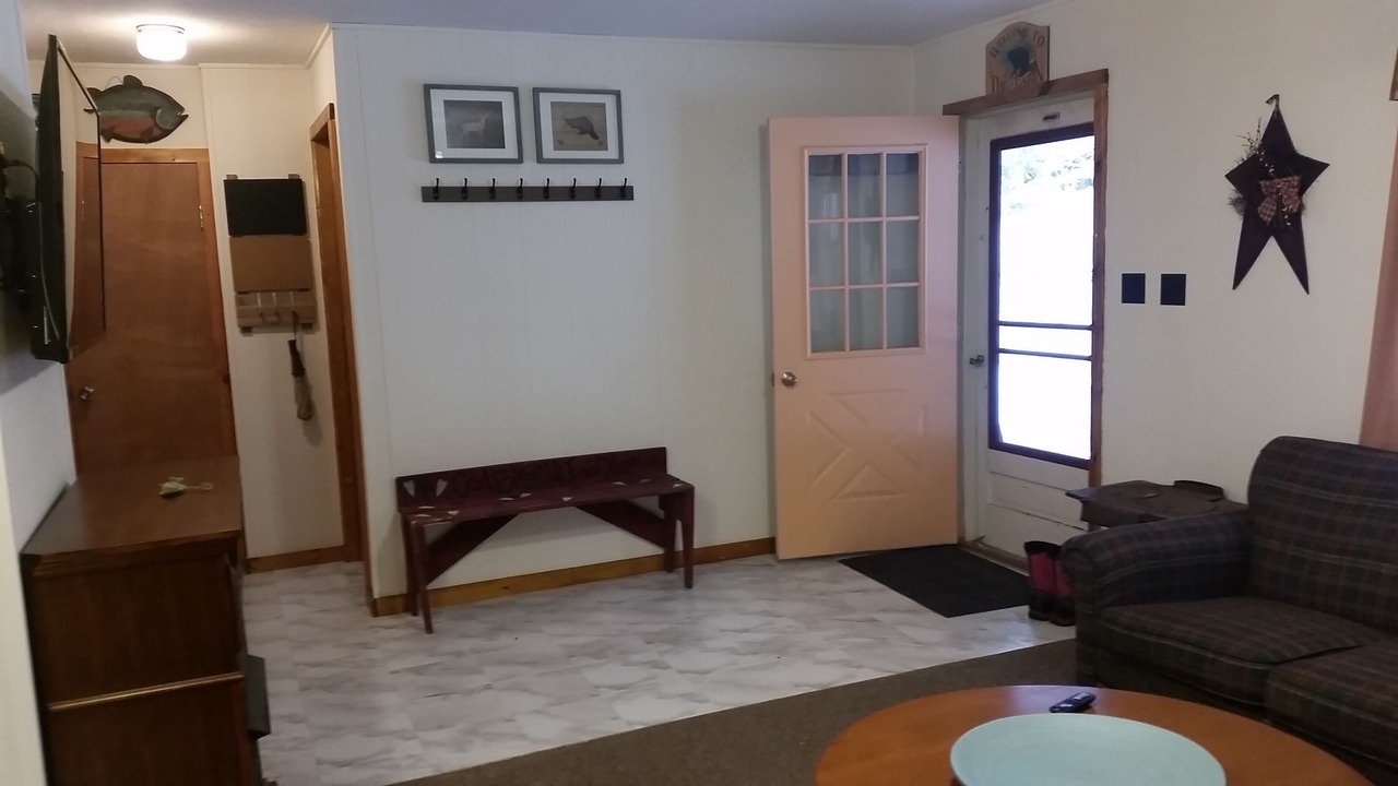Photo of Livingroom in French Creek