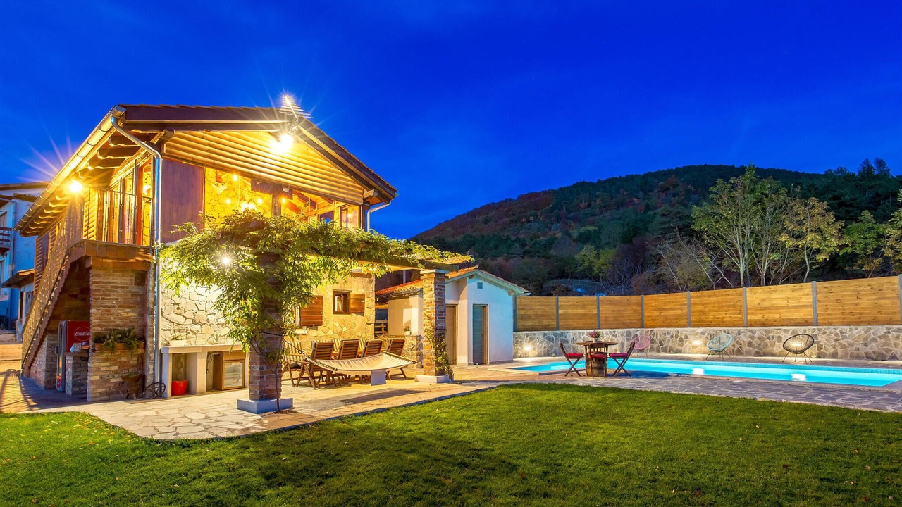 Photo of Outdoor in Klana