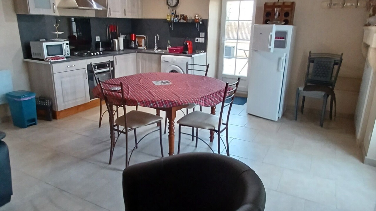 Photo of Kitchen in Saint-Sulpice-de-Faleyrens