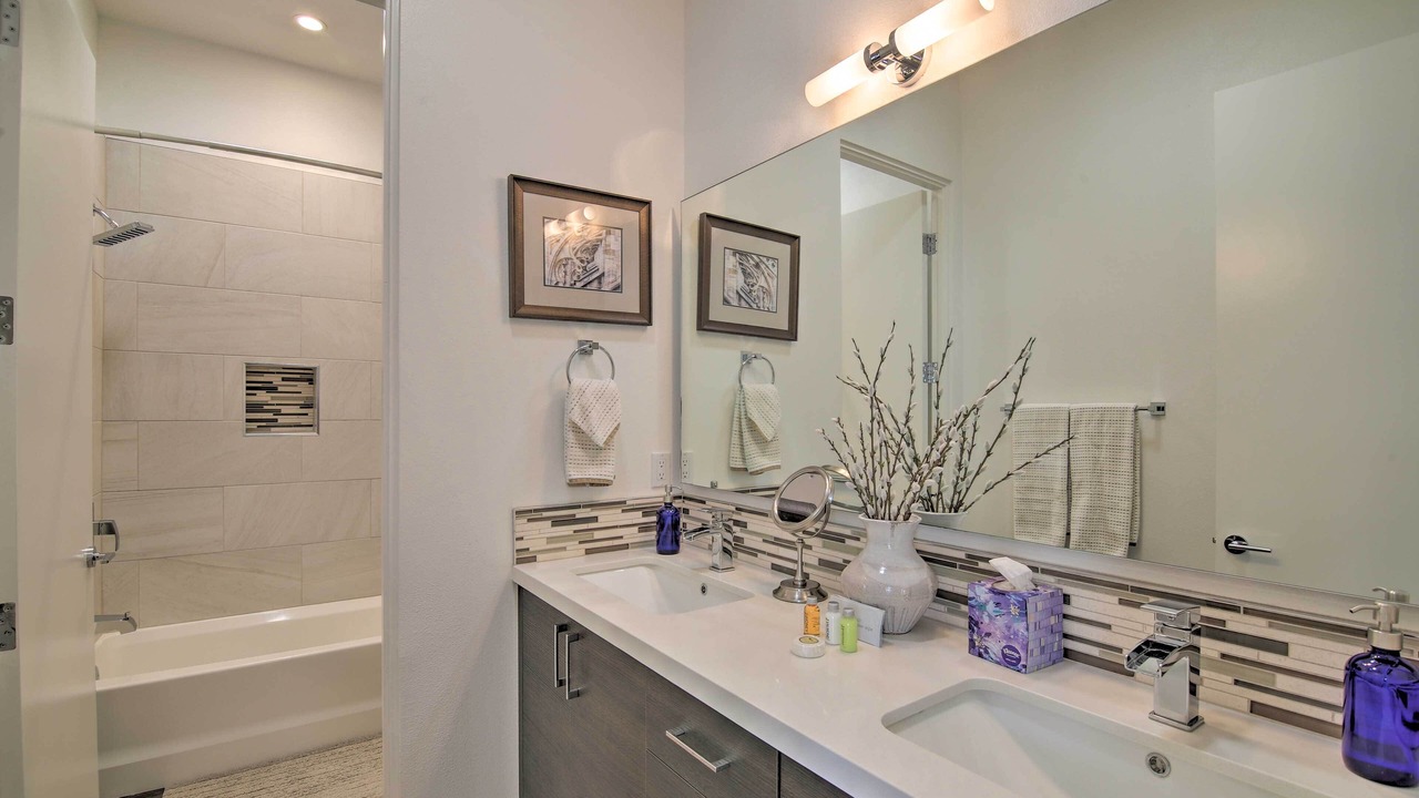 Photo of Bathroom in La Quinta Cove